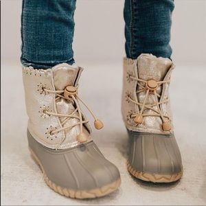 Olivia Miller Girls Metallic Gold Duck Boots